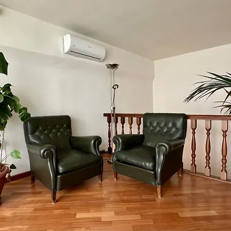 Alojamento de Acomodação e Pequeno-almoço Dimora Corte Lubelli 4*