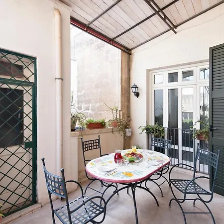Dimora Corte Lubelli Bed & Breakfast *