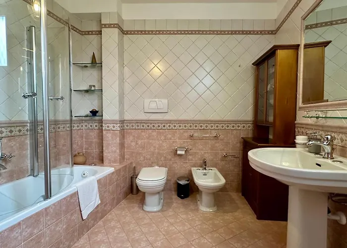 Dimora Corte Lubelli Couette-café 4*